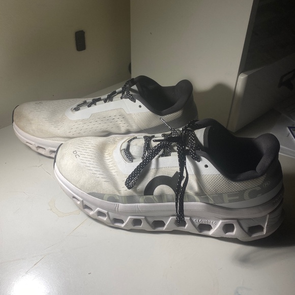 On Running White and Gray Athletic Shoes - Picture 3 of 8